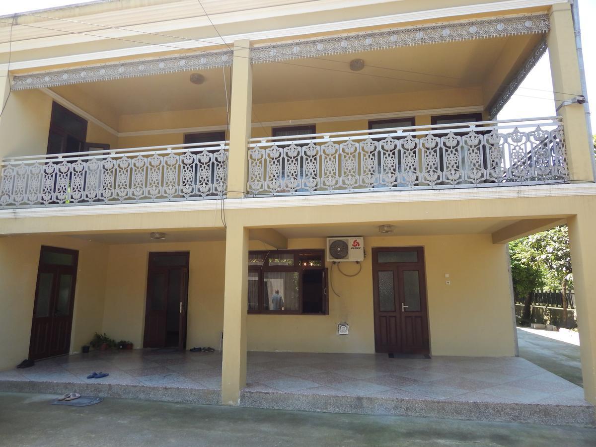 Guest House On Angisa Batumi Exterior photo